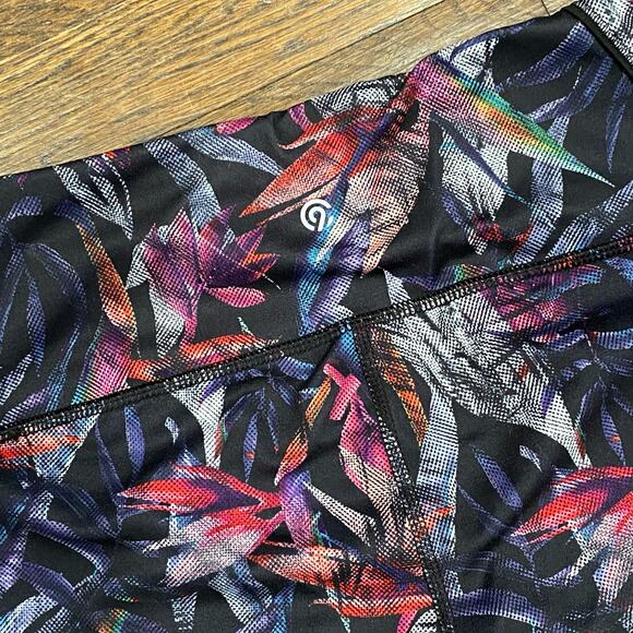 CHAMPION C9 Leggings Size Extra Large XL Cropped Compression Abstract Print - Picture 2 of 7